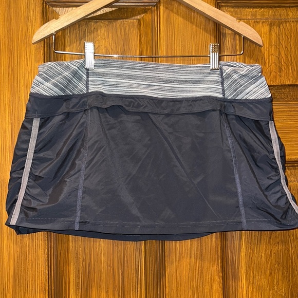 57. Lululemon Running Skirt with Ruched Sides - Picture 1 of 7